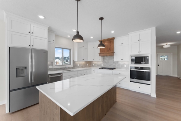 OneTenTen Homes Sadie Cottage Detached Villa Spec - 17779 Ellsworth Dr., Lakeville